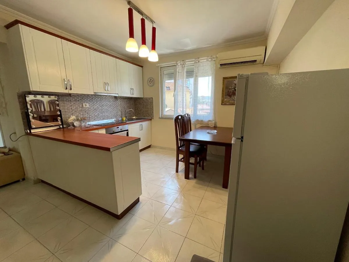 Tirana Flora Center Apartment