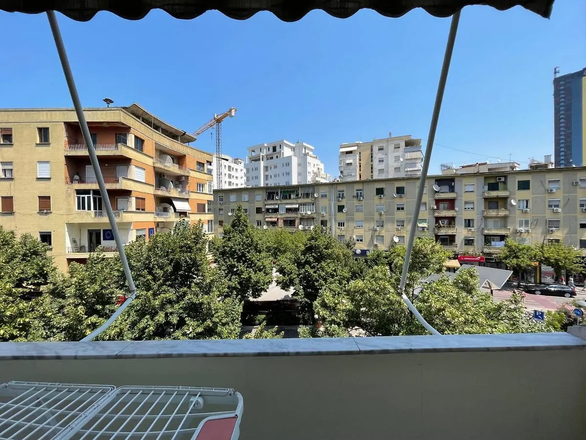 Tirana Flora Center Apartment Албания